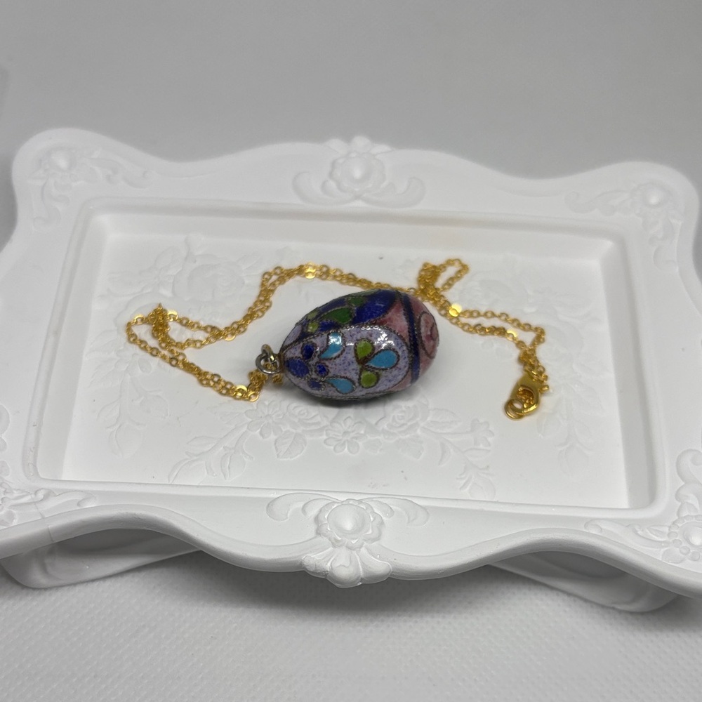 Vintage Cloisonné Egg Pendent Wearable Art Vintage Craftsmanship Princesscore